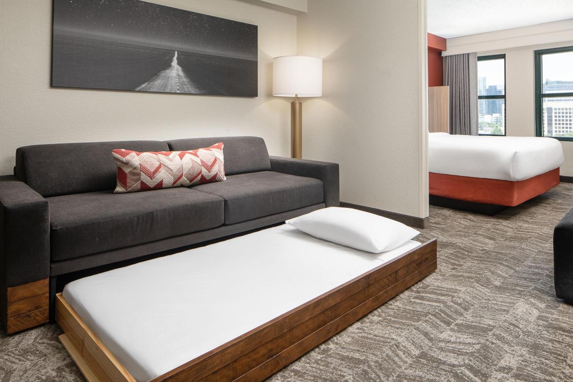 สปริงฮิลล์ สวีท ดัลลัส ดาวน์ทาวน์/เวสท์ เอนด์ Hotel ภายนอก รูปภาพ