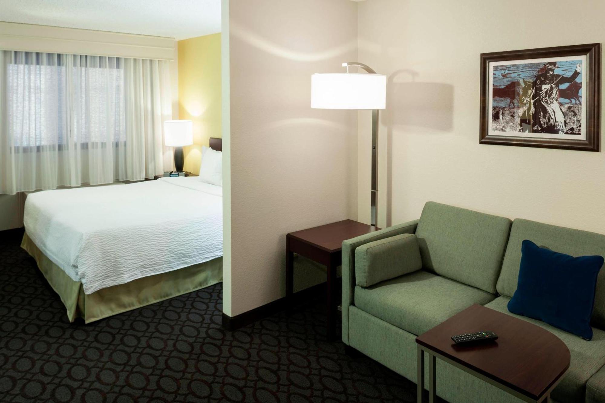 สปริงฮิลล์ สวีท ดัลลัส ดาวน์ทาวน์/เวสท์ เอนด์ Hotel ภายนอก รูปภาพ